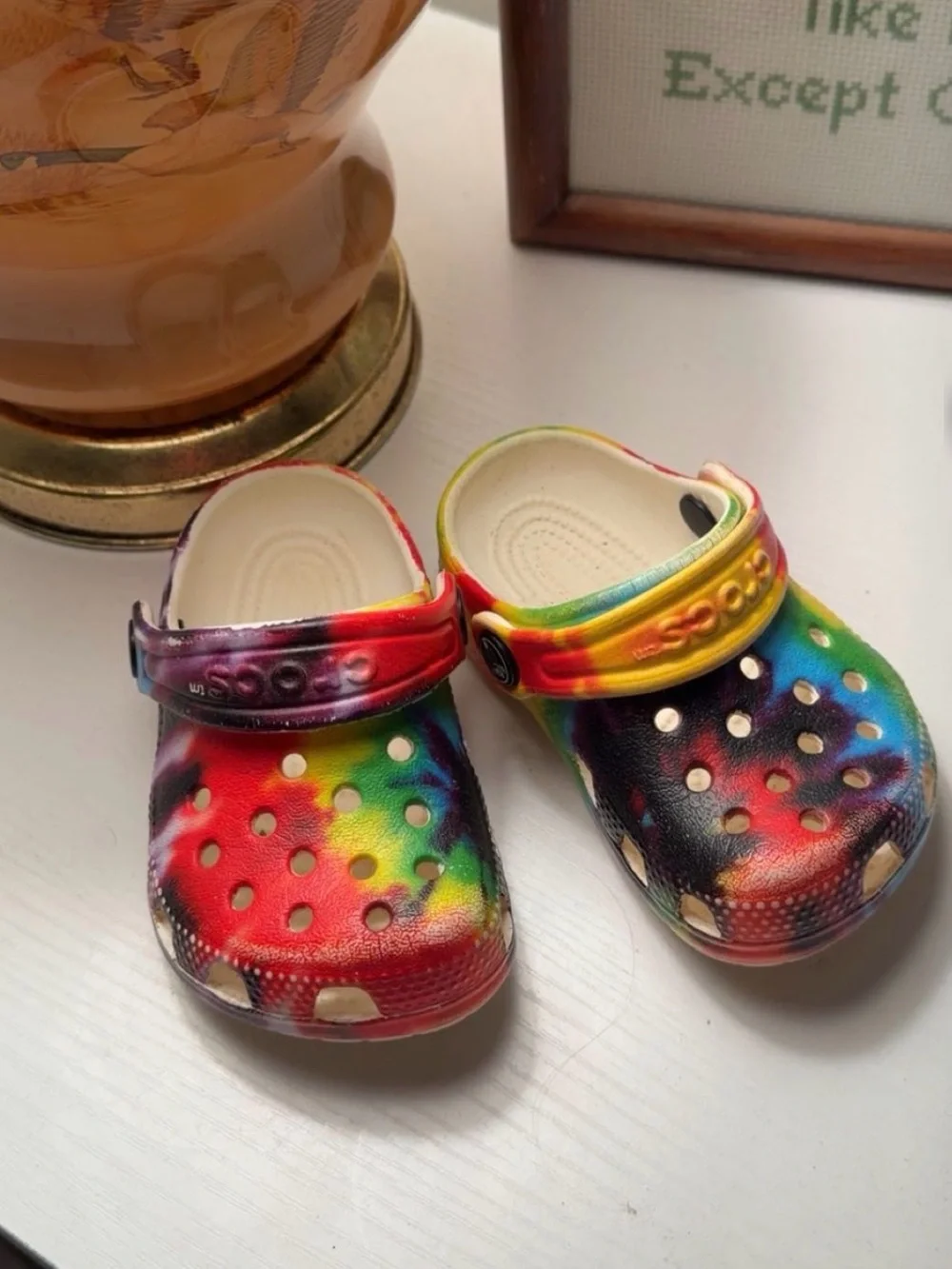 CROCS Kids Tie-Dye Rainbow Clog Sandals